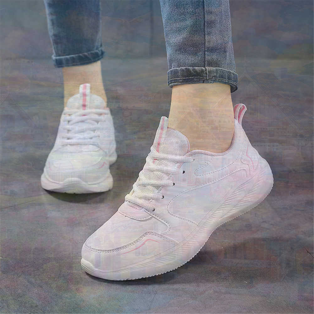 Office Tech Ideas - Size 44 Low Retro Shoes Man